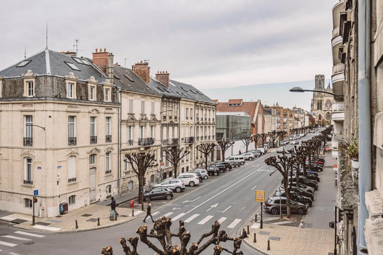 Le Mediterraneen, Face A La Cathedrale - 2D Apartman Reims Kültér fotó